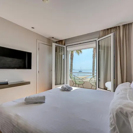 Bor Hotel 3*