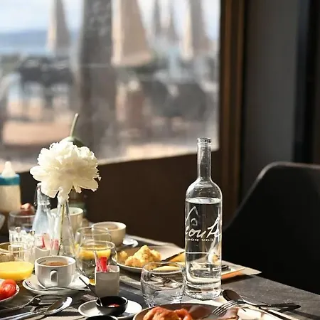 Le Bor Hotel