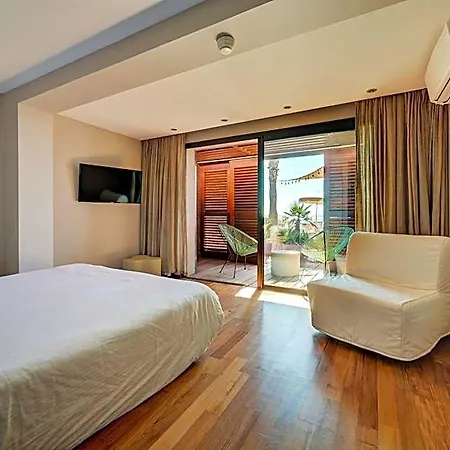Hotel Bor